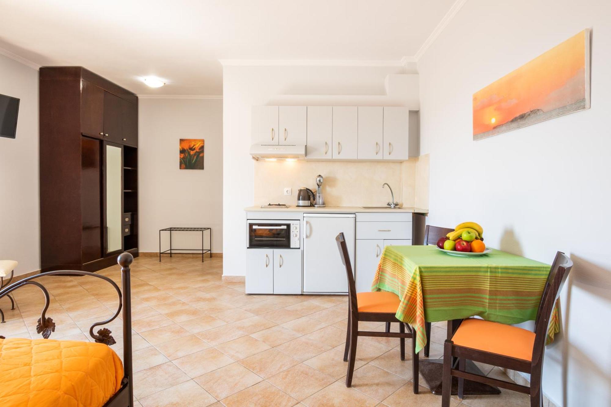 Dilina Studios Arkasa Oda fotoğraf