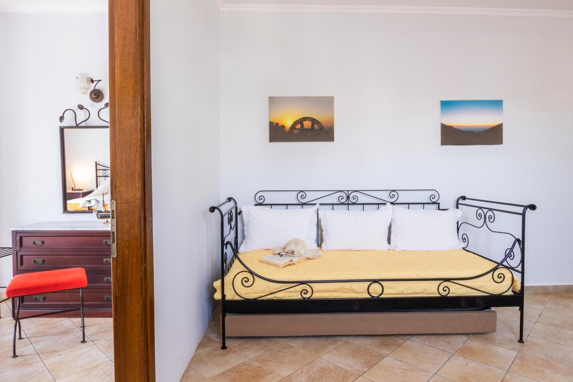 Dilina Studios Arkasa Oda fotoğraf
